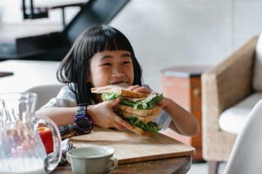 Table Manners Essentials: Eating Out With Kids