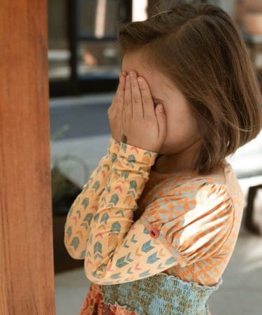 10 Ways to Help a Shy Child